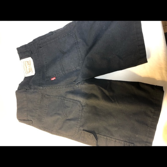 2 pairs of boys cargo shorts size 12 Levi’s and Canyon River Blues - Picture 15 of 15